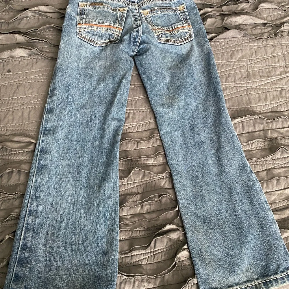 Ariat Blue Denim Jeans with Map Print Lining pantalón de niño - Picture 5 of 7